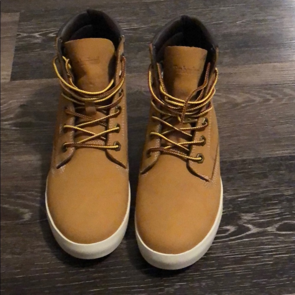 Like New! Timberland Dausette Lace-Up Boot.